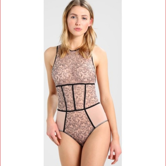 Topshop Other - TOPSHOP VITA SHEER FLORAL BODYSUIT sz 8